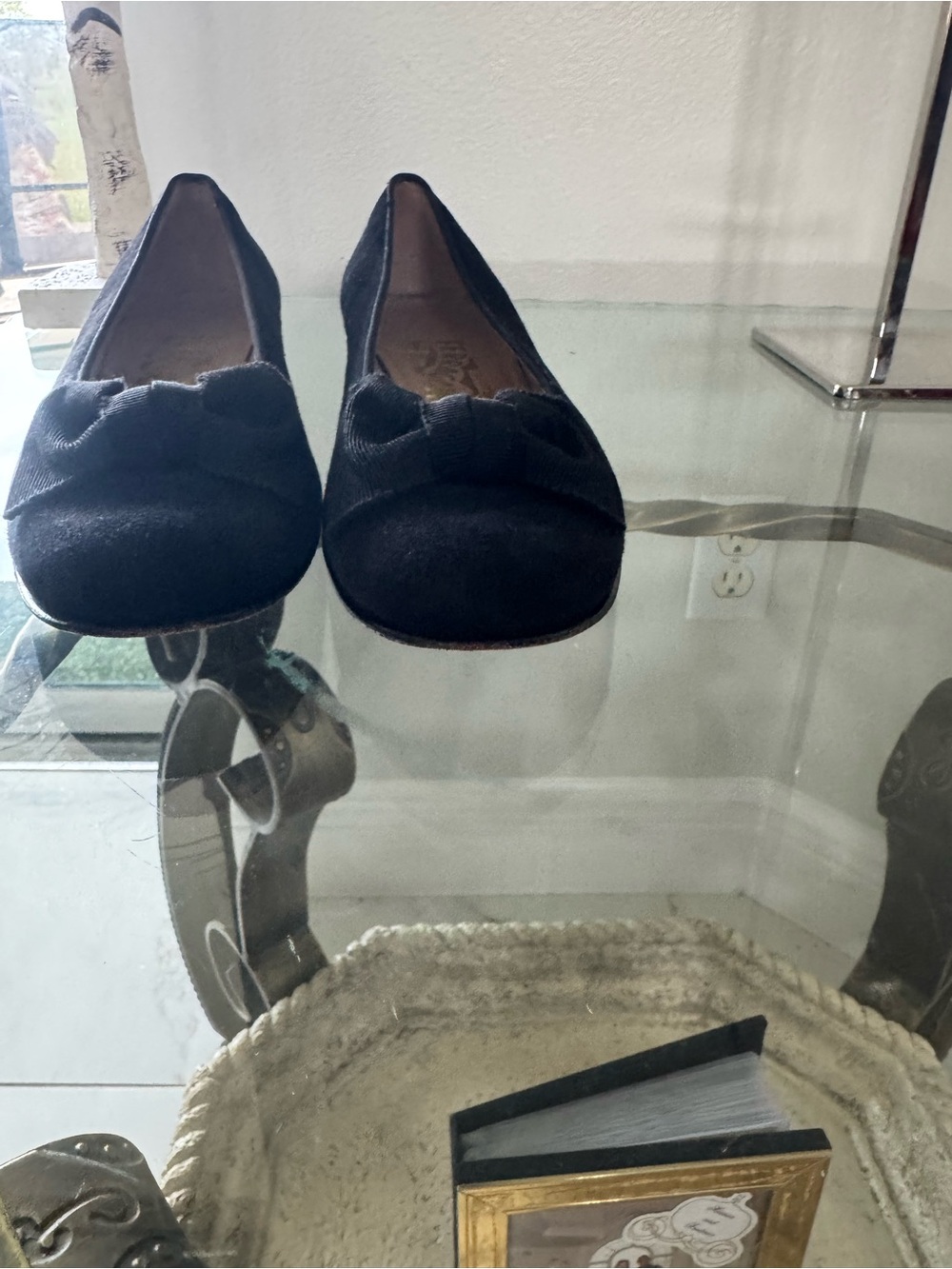 SALVATORE FERRAGAMO Black Suede Flat Ballet Flats with Crossgrain Bow Size 8